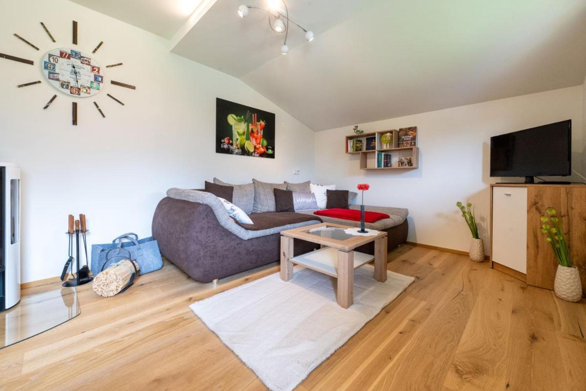 Ferien Am Sonnberg Lägenhet Unken Exteriör bild